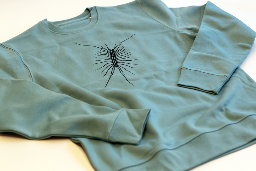 Men/Unisex - Teal monstera with black House centipede - M (SWA064)