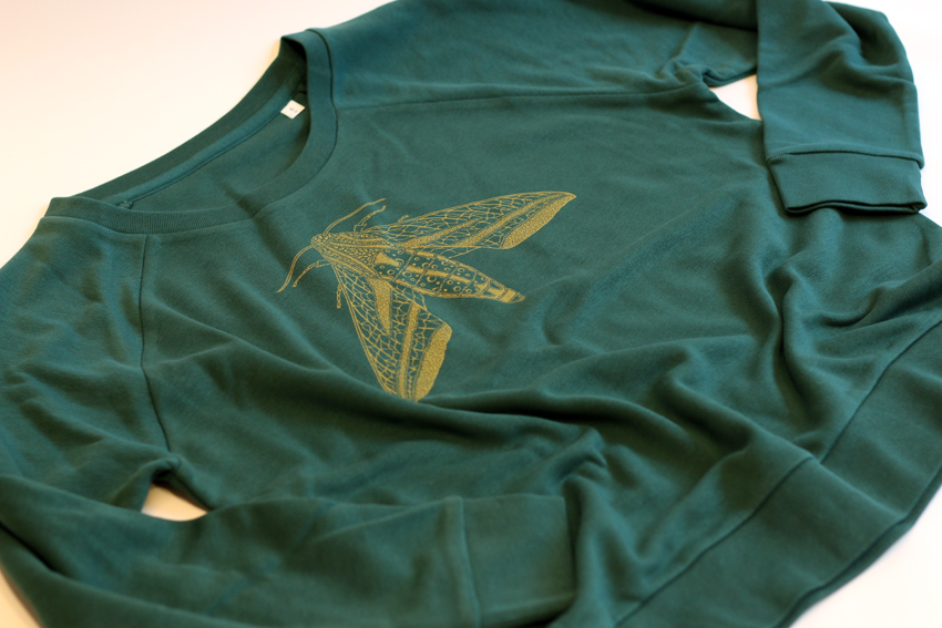 Women - Glazed green with golden Moth - S (SWA015)