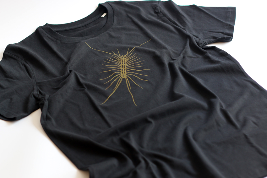 Men - Black with golden House centipede - XXL (TS101)