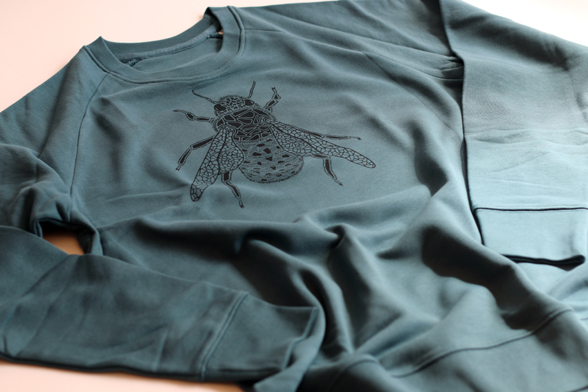 Men/Unisex - Stargazer with black Bee - L (SWA110)