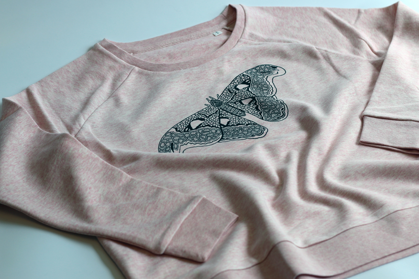 Women - Heather cream pink with black Moth - XXL (SWA105)